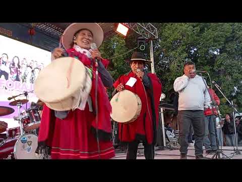 contrapunto de Coplas Santos Paredes y Marta Coria - Tres Cruces 2025