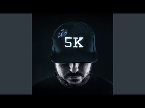 Perlwissi Sneaks (feat. Bossnak)