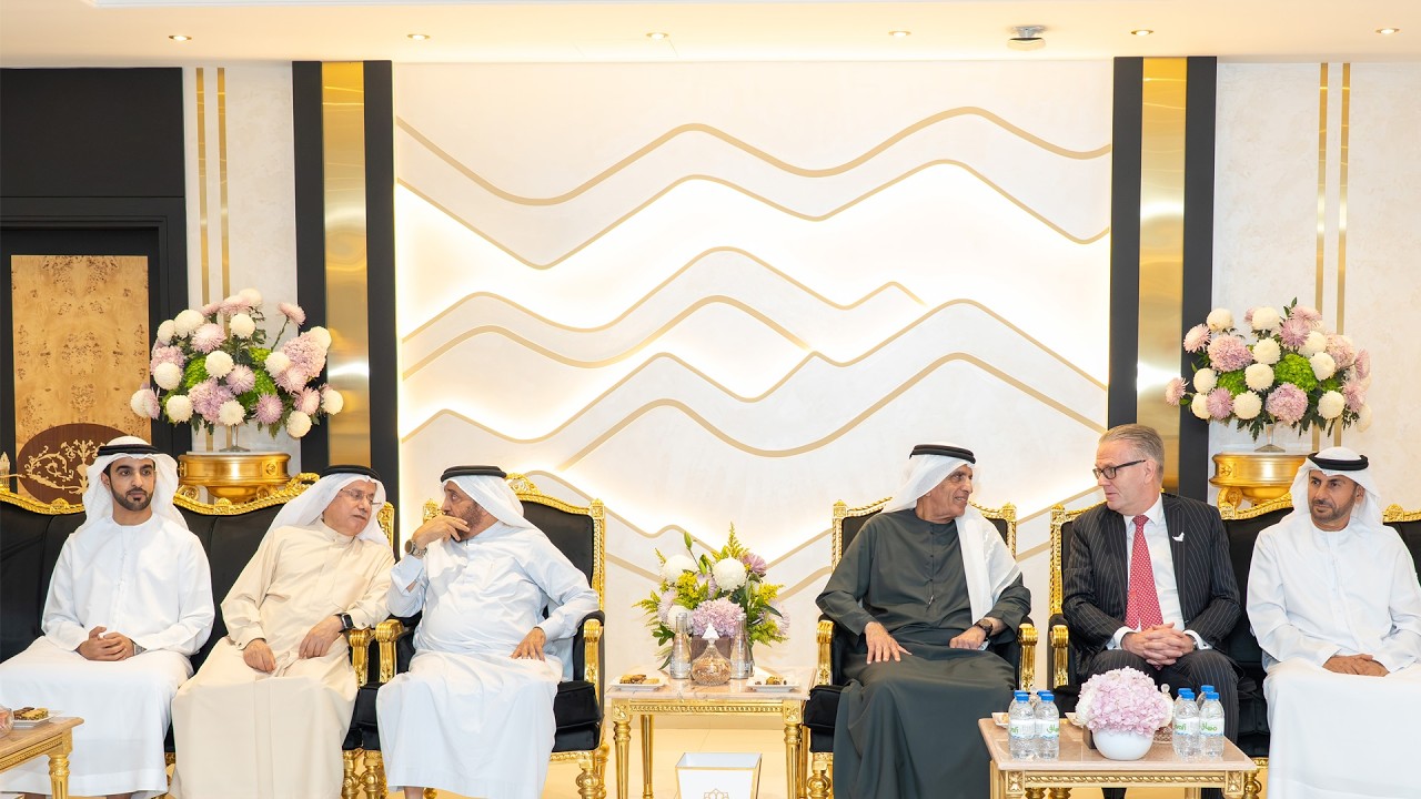 صورة بعنوان: Youtube Image