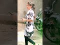 Tum Jo Thak Gayi Ho To Bahon Mein Utha Le WhatsApp Status BY M N K M N K