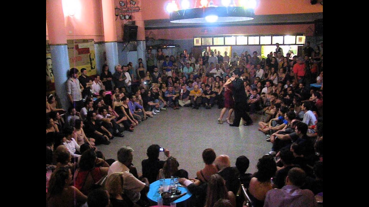 NOELIA HURTADO y CARLITOS ESPINOZA  en Viva La Pepa Milonga