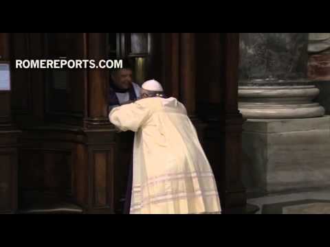 Iba a confesar... ¡y terminó confesándose él!