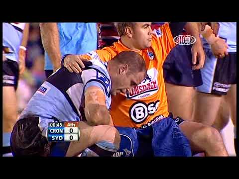 Paul Gallen vs David Shillington - Sharks vs Roosters FIGHT!!!! 2008