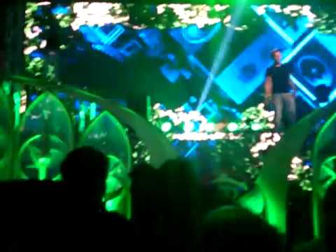 Quintino @Tomorrowland 2012 - Awooga by Calvin Harris