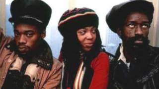 12 I Love King Selassie - Black Uhuru - Greensleeves Sampler 1