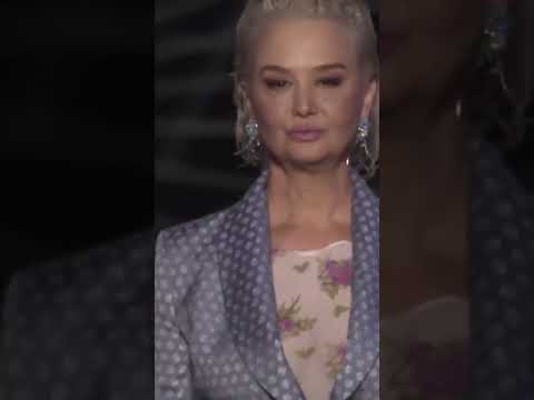 KNITKOS & Darja Donezz on Ukrainian Fashion Week 2022 #ukraine #designer #crystal #bag # #beads