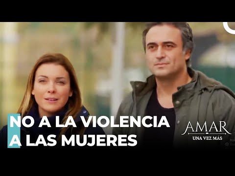 Activistas Por Los Derechos De Las Mujeres En El Funeral - Amar Una Vez Más