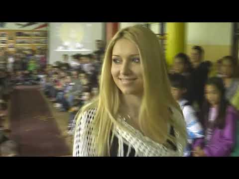 Modna Revija - Vozd Karadjordje 04.04.2012. UG Radinost Aleksinac (bojan svitac)