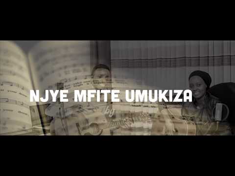Njye mfite umukiza 74 Gushimisha - Papi Clever & Dorcas - Video lyrics (2020)