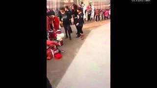 Chinese Dama's Crazy Dynamic Dance
