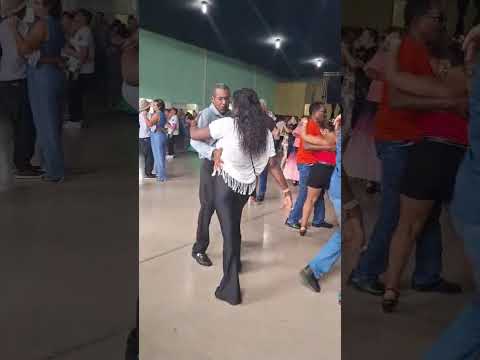 encontrão da terceira idade em tapira mg.@vlogdosforrozeiros# #musicadancante #cultura #danca