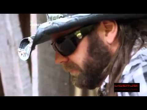 James Storm Theme song ( Longnecks and Rednecks)