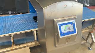 Pārdošana Loma IQ4 rūpnieciskā metāla detektora - Attēls 4 | Machineryline LV Loma IQ4 rūpnieciskais metāla detektors | Attēls 4 - Machineryline