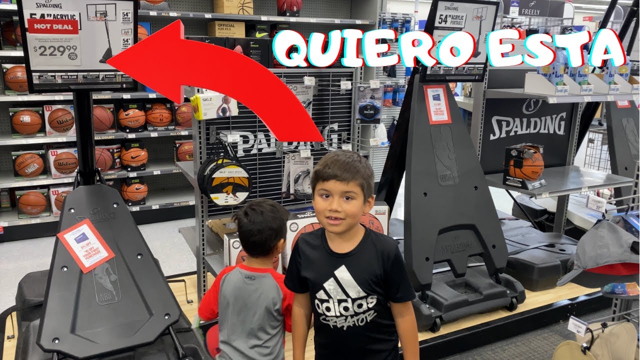 Le Compramos a Jesé Una Canasta de Basketball