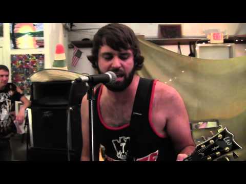 VEARA @ The OBEC: "Growing Up Is Killing Me" & "We Have A Body Count"