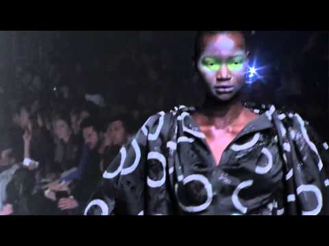 Vivienne Westwood Gold Label Autumn|Winter 2013/14 Fashion Show