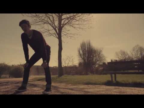 The Flash: S2E21 - Barry Talks To Iris A.K.A Speedforce