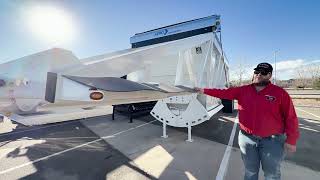 A preview image of the linked video showcasing 2025 Trail King TKBD22-402