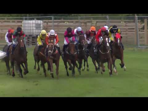 5. dostih - Cena Renomia - dostihy Chuchle Arena Praha 21. 6. 2020