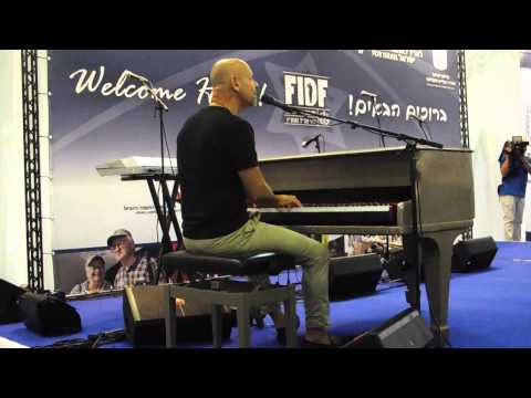 Rami Kleinstein - "Tzair La'Netzach"