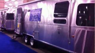 preview picture of video 'Atlantic City NJ RV Show 2012 - Airstream Interstate - Flying Cloud - International Signature Bambi'