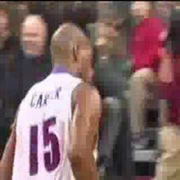 vince carter monster tomahawk against warriors
