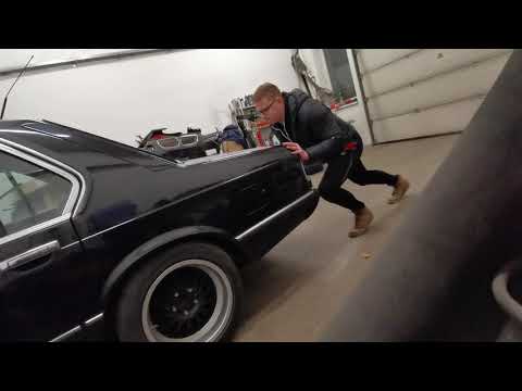 E23 745i turbo locked front brakes after 18 years :)