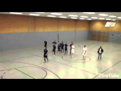 Siebenmeterschießen im Charity-Cup Finale