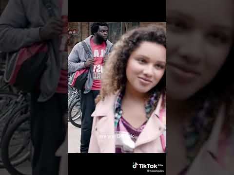 Carl Gallagher picking up gyals 😂😂 shameless