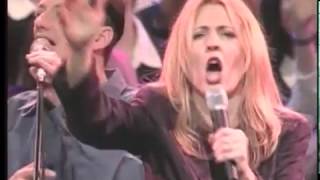 Darlene Zschech - Shout to the Lord (Live)