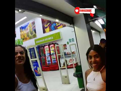 Don't give EYE CONTACT in CARTAGENA COLOMBIA 6 👀💔🇨🇴#travel #cartagena #shorts #nightife #travelvlog