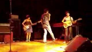 Dead Leaves - Jesus Don&#39;t Touch My Baby