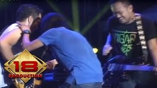 Download lagu Setia Band - Jangan Ngarep   (Live Konser Cirebon 17 Mei 2014) mp3 Download lagu Setia Band - Jangan Ngarep   (Live Konser Cirebon 17 Mei 2014) mp3