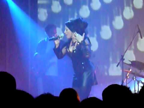 Lucie Bílá - SMS - Praha - Lucerna 10.4.2009