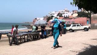 preview picture of video 'Morocco TAGHAZOUT fishmarket MAROC Julia & Holger August 2012 Marokko SURF'