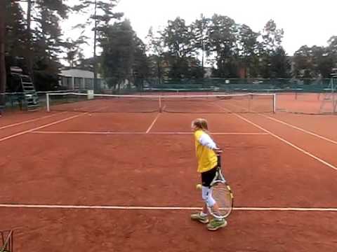 Sara Bejlek, serve back view, 240 fps