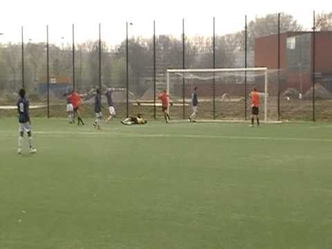 16 april 2011 VV De Meern B2 - OSV B2 4-2  Doelpunt Job assist Bjorn (1-0)