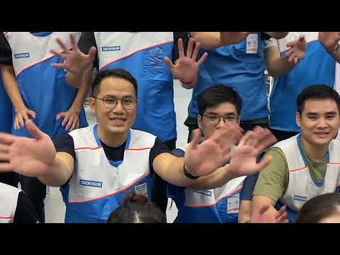 Companheiros de equipe no Decathlon Hà Đông đang chuẩn bị những gì cho ngày khai trương sắp tới?