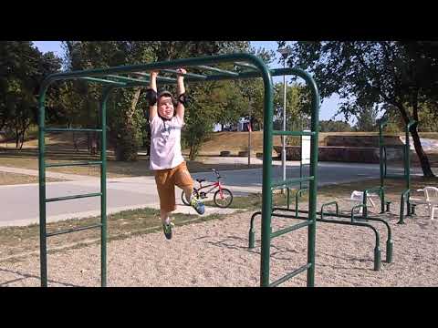 Prelazenje mosta na rukama, Blok 45