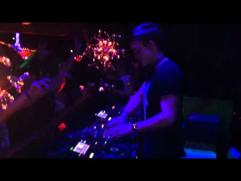 tyDi - Live @ Sound of Cream, Club Prestige, Budapest (29-10-2010)