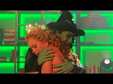 Myra Ruiz e Fabi Bang - For Good @ Conversa Com Bial