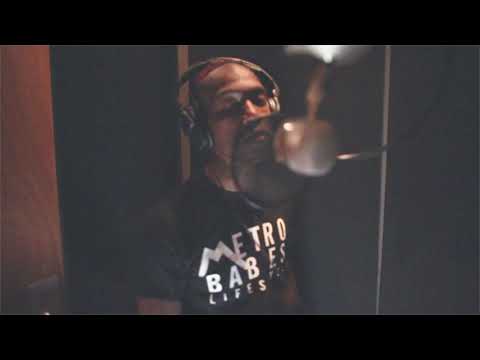 Ronad Da GoGetta - Im A Dog (Shot By NOVAOYB)