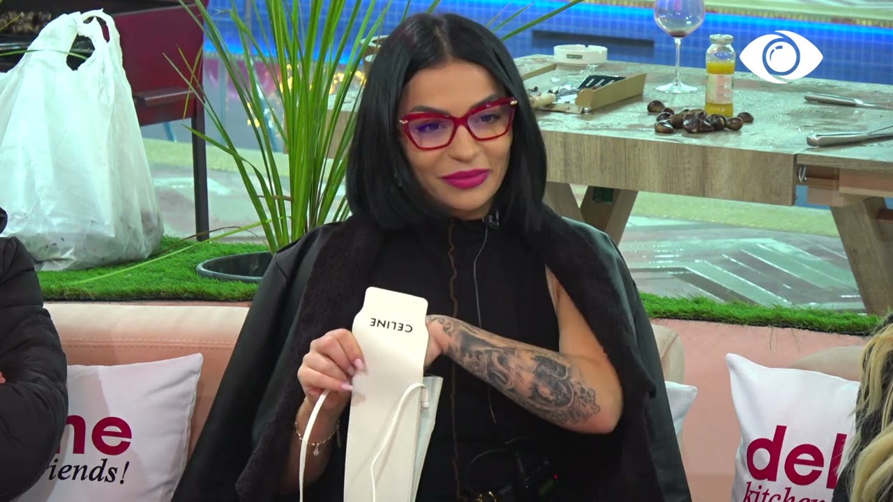 Mikela dhe Amosi rrëfejnë historitë