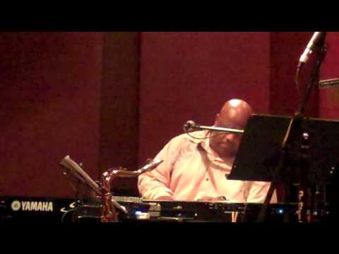 Tracey Carter performs a Christmas Medley live at Ricky Lawson and Friends at Spaghettinis