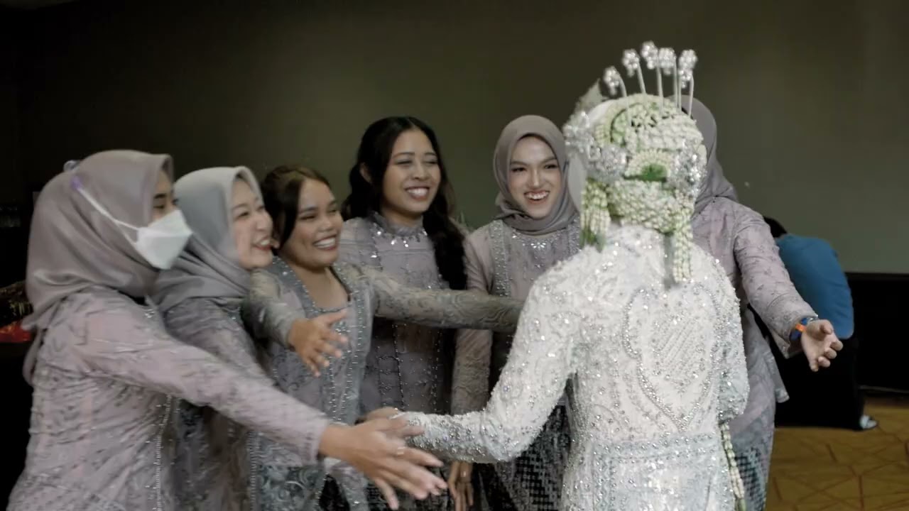 Grand Wedding video thumbnail