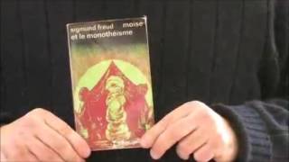 صورة كتب باللغة الفرنسية في الإلحاد واللائيكية