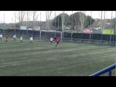 Trival Valderas A 2-4 Vallecas A. 1-3 Gol de Álvaro.