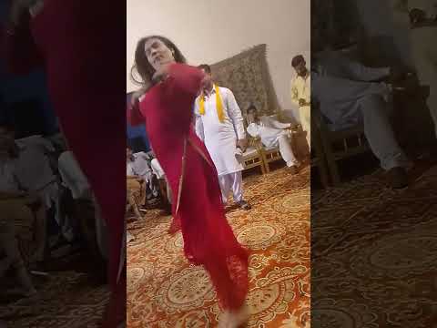 Akhbar aan de vich mere charche