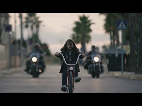 CLÖUDS - EL BARCO DE TESEO