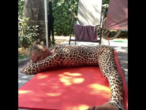 Männerspagat #Spagat #Split#Splits#Kontorsion#Beweglichkeit#Schlangenmensch#Schlangenfrau#Gelenkig#
